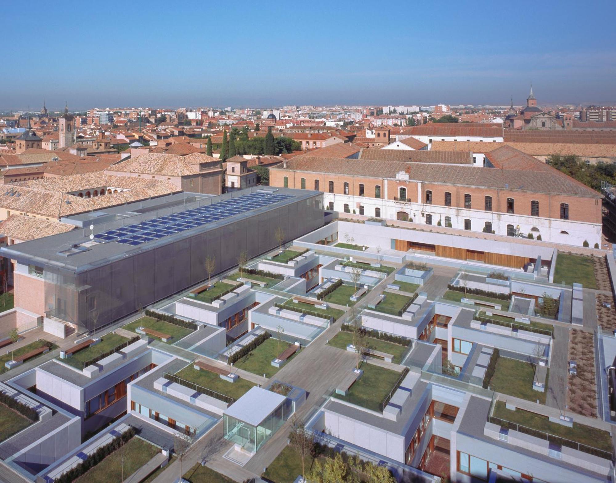 Parador De Alcala De Henares Exterior photo
